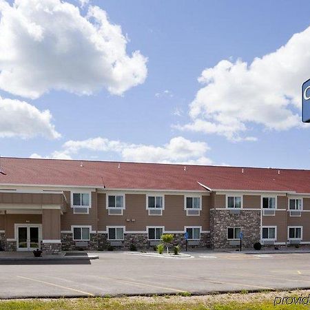 American Inn & Suites Parkers Prairie Buitenkant foto