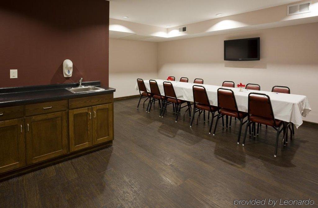 American Inn & Suites Parkers Prairie Buitenkant foto