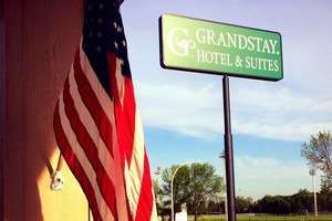 American Inn & Suites Parkers Prairie Buitenkant foto