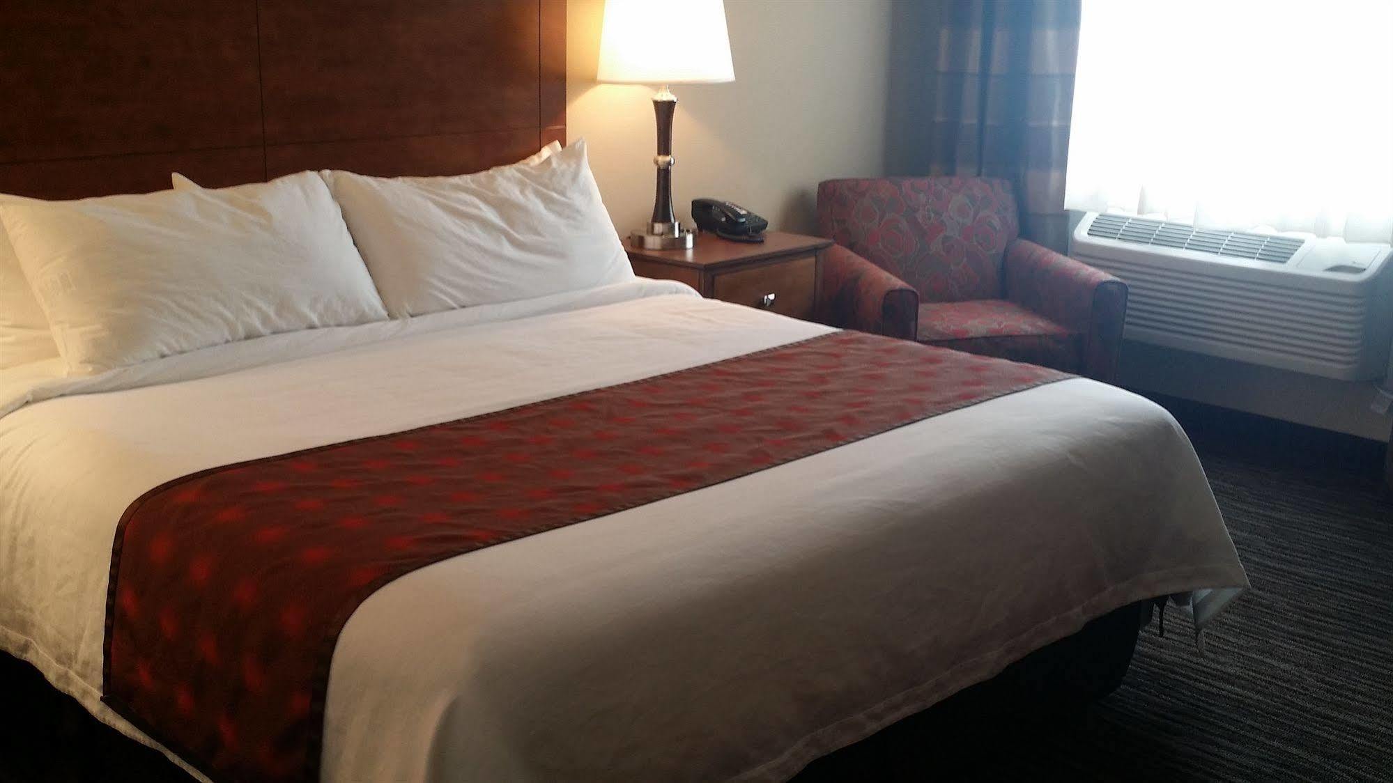 American Inn & Suites Parkers Prairie Buitenkant foto